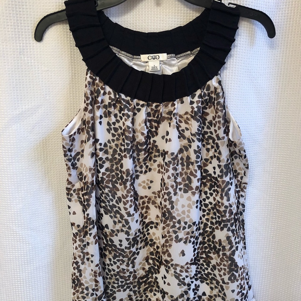 Sleeveless top